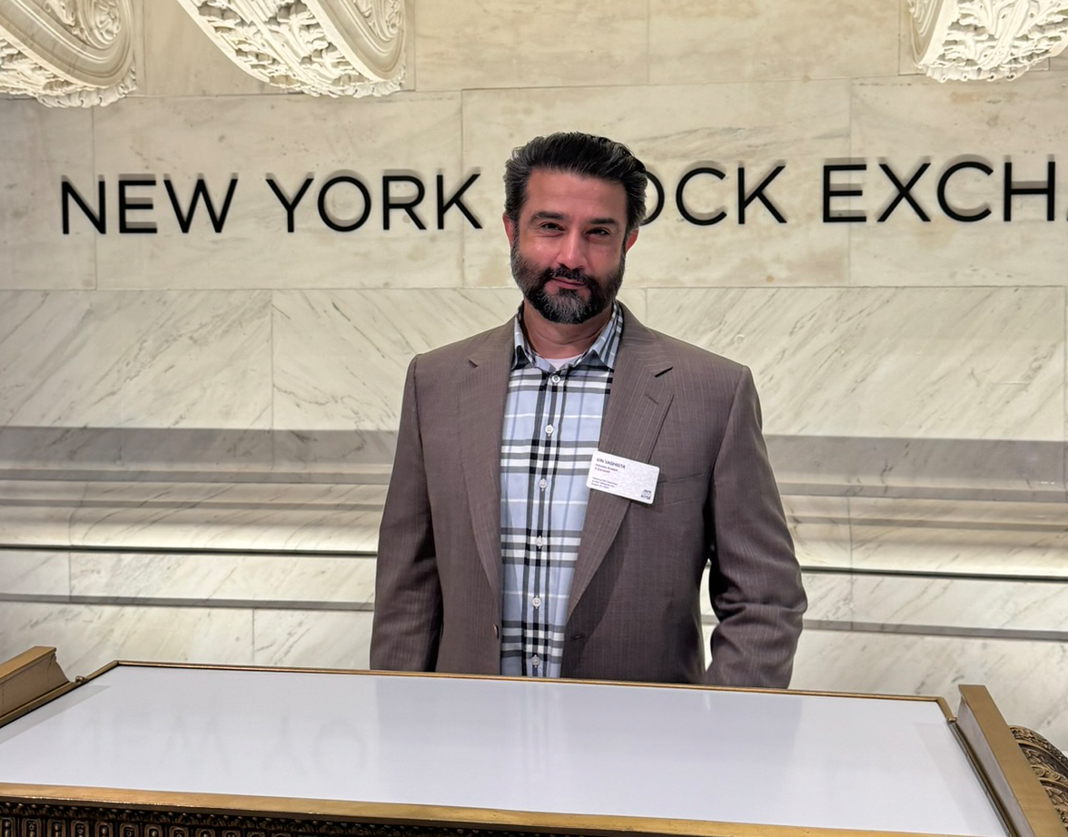 Vin Vashishta, founder of V-Squared AI and author of From Data to Profit